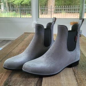 Gray Chooka Rain Boots